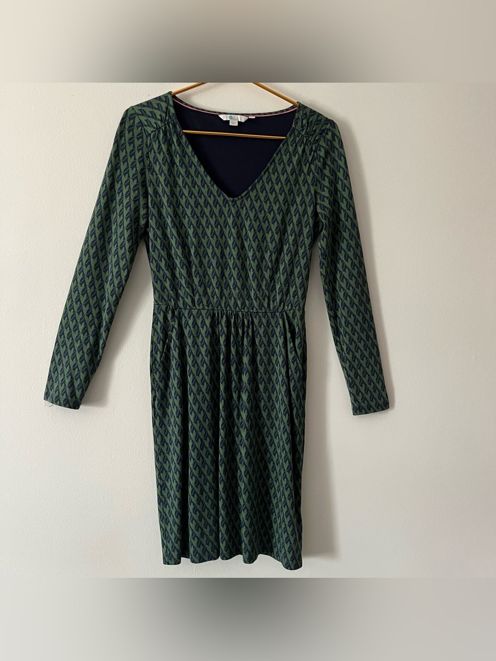 Biden Romily Green Navy Geometric Long Sleeve V-Neck MIidi Modest Dress 6